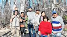 Imagen de La chacra es su vida, y a los 83 años Francisco continúa con la producción de peras y manzanas junto a su esposa María y uno de sus hijos en Puente Cero