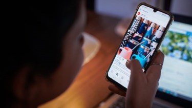Del scroll a la compra: el desafío de conectar todo en tiempo real