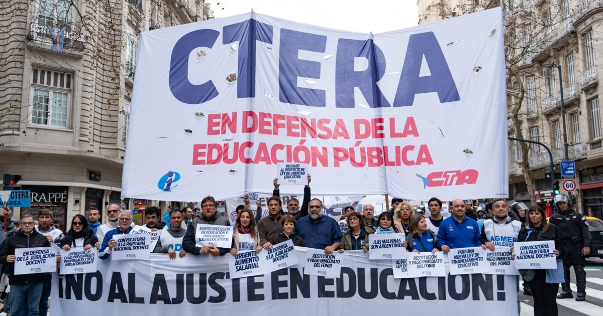 La Lista Celeste Violeta triunfa en elecciones de CTERA con casi el 80%