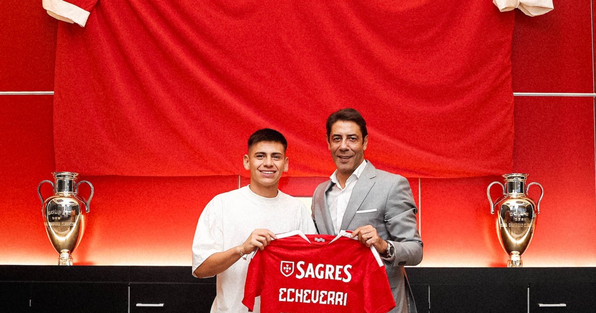 Claudio Echeverri se une a Benfica y usará la camiseta 30