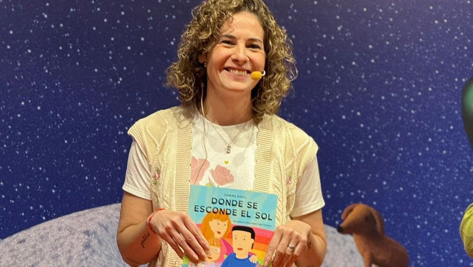 “Donde se esconde el sol” es el último libro de Sabrina Bzdyl. Foto: gentileza