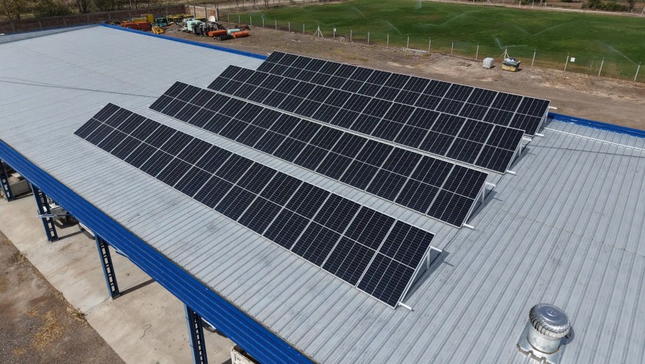 En esta primera instancia participaron distribuidoras, instaladores y técnicos, además de representantes de usuarios-generadores. Foto: Gobierno de Río Negro.