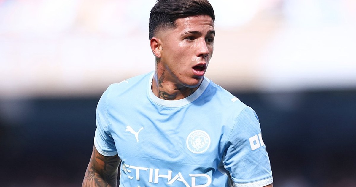 Enzo Fernández debuta con triunfo en Manchester City ante Coventry