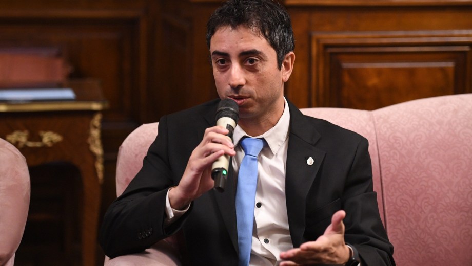 Enzo Fullone, senador rioengrino de LLA.