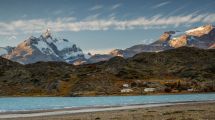Imagen de Llegaron a la Patagonia buscando oro, levantaron una estancia frente a los glaciares y ahora recibe una nueva Llave Michelin