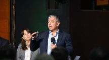 Imagen de Más proveedores neuquinos en Vaca Muerta: Rolando Figueroa e YPF se reúnen para definir incentivos