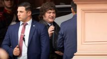 Imagen de Javier Milei retoma su agenda tras regresar de Estados Unidos: entrevista con un medio francés y reunión de Gabinete