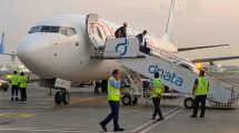 Imagen de Terror en un vuelo a Israel: un piloto apuñaló a otro en pleno vuelo e investigan un posible atentado