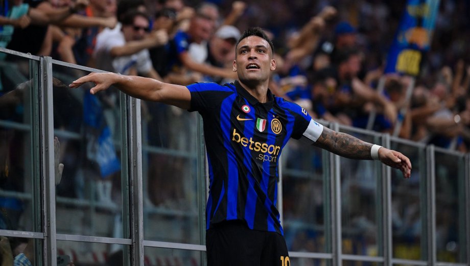 Lautaro Martínez, héroe del Inter: hizo un gol en el último minuto ante Napoli. 