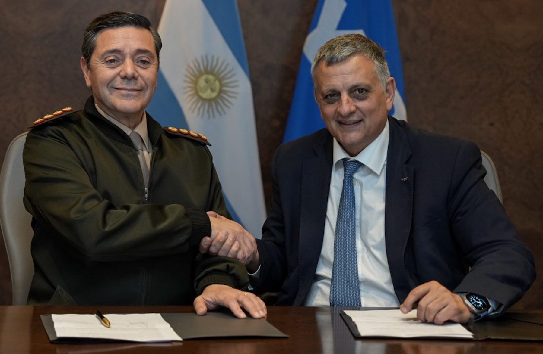 YPF y Defensa firman acuerdo para abastecimiento y protección energética