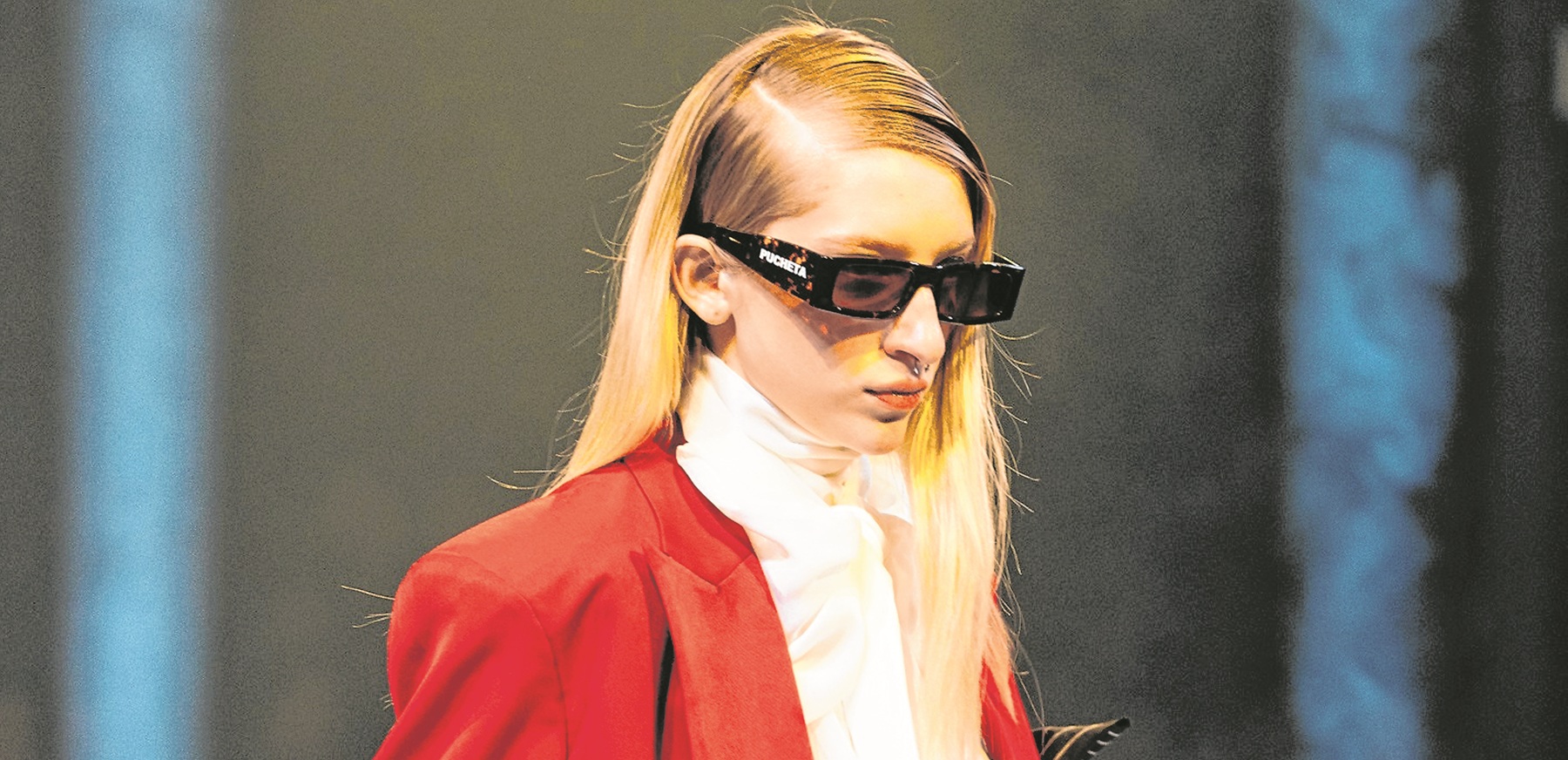 Efecto espejo y wet look: como lograr los acabados que marcan la temporada