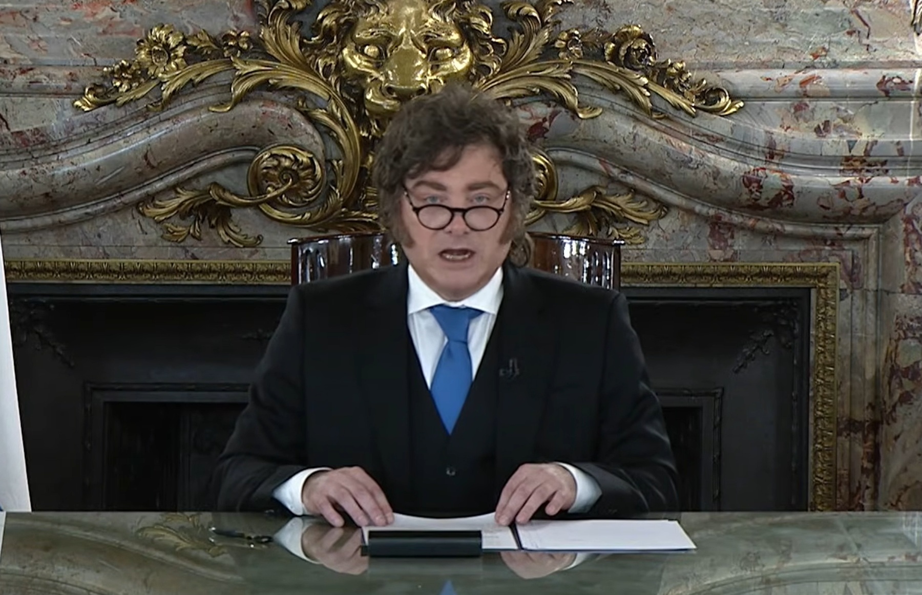Vientos de cambio, manto de neblina