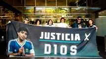 Imagen de Cosachov suma respaldo en el juicio por la muerte de Maradona y su defensa habla de un “plan criminal” caído