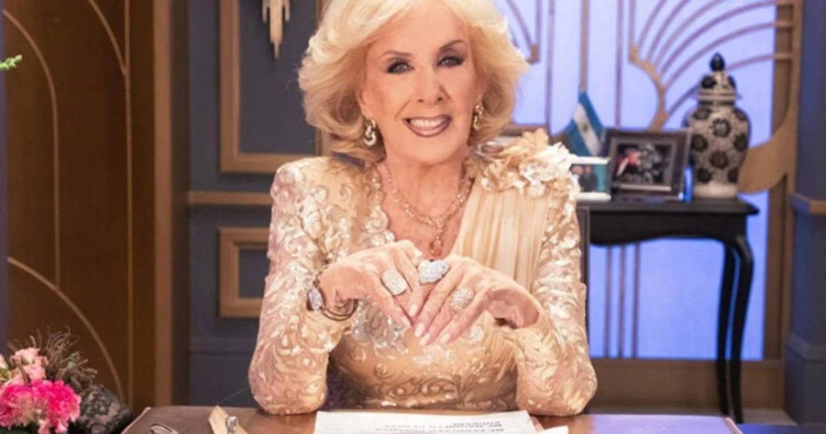 Mirtha Legrand se interna por problemas respiratorios y tensión familiar