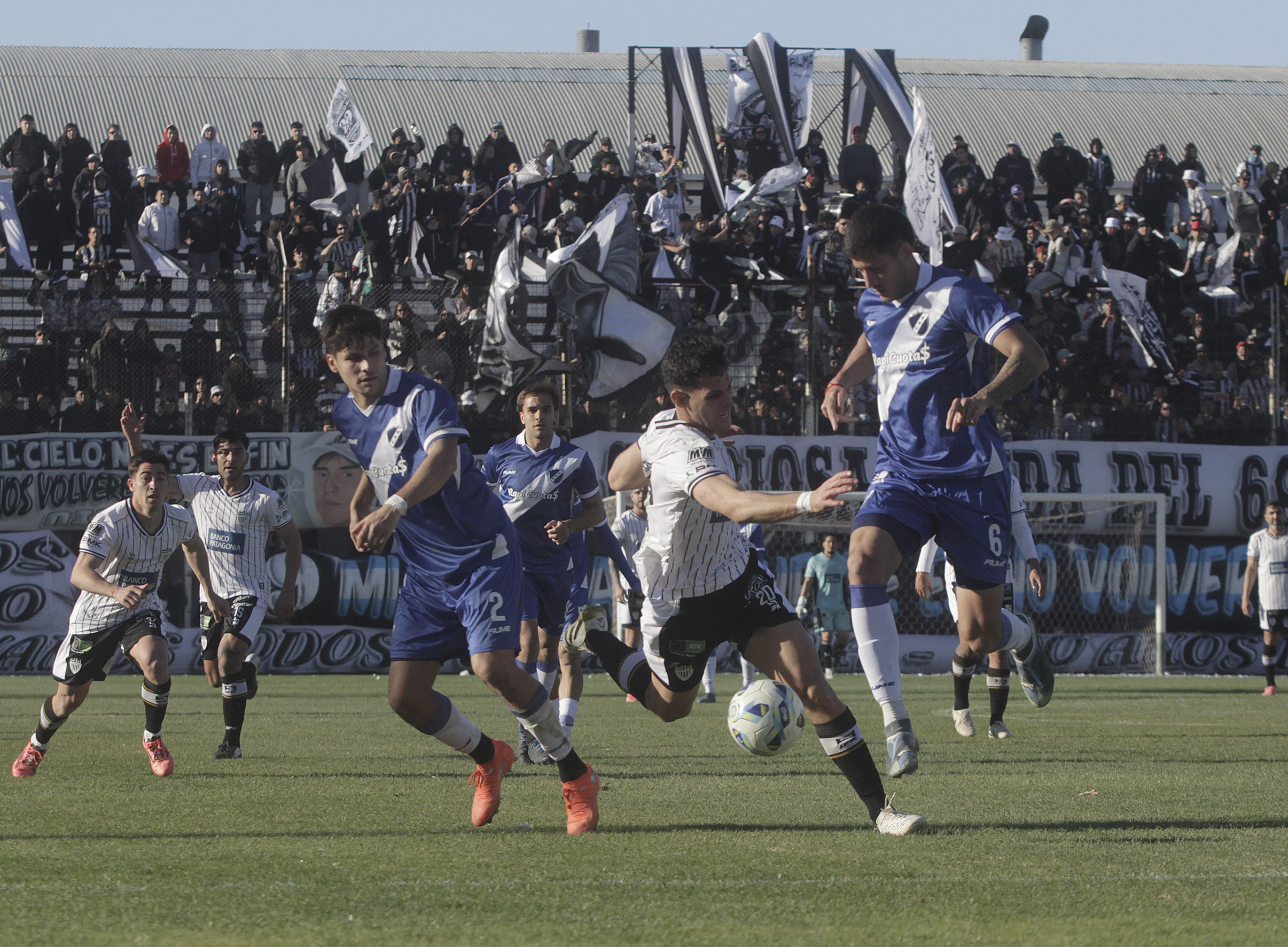 Cipolletti visita a Sol de América en cuartos de final del Federal A