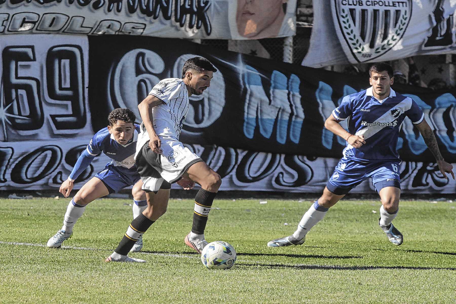Cipolletti se enfrenta a Alvarado en semifinales del Federal A