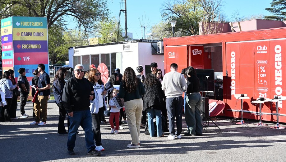 Empezó el día tres de la Feria del Libro 2026 en Neuquén. Foto: Florencia Salto