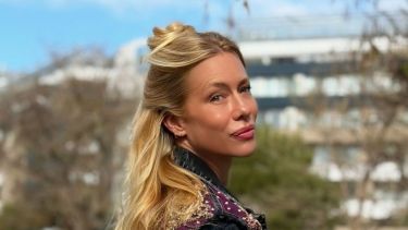 Nicole Neumann y la moda primavera: cómo lucir pantalones parachute con elegancia urbana