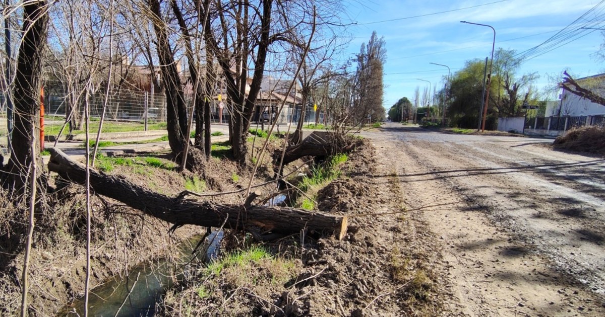 Cipolletti inicia obras para entubar 3.300 metros de desagües pluviales