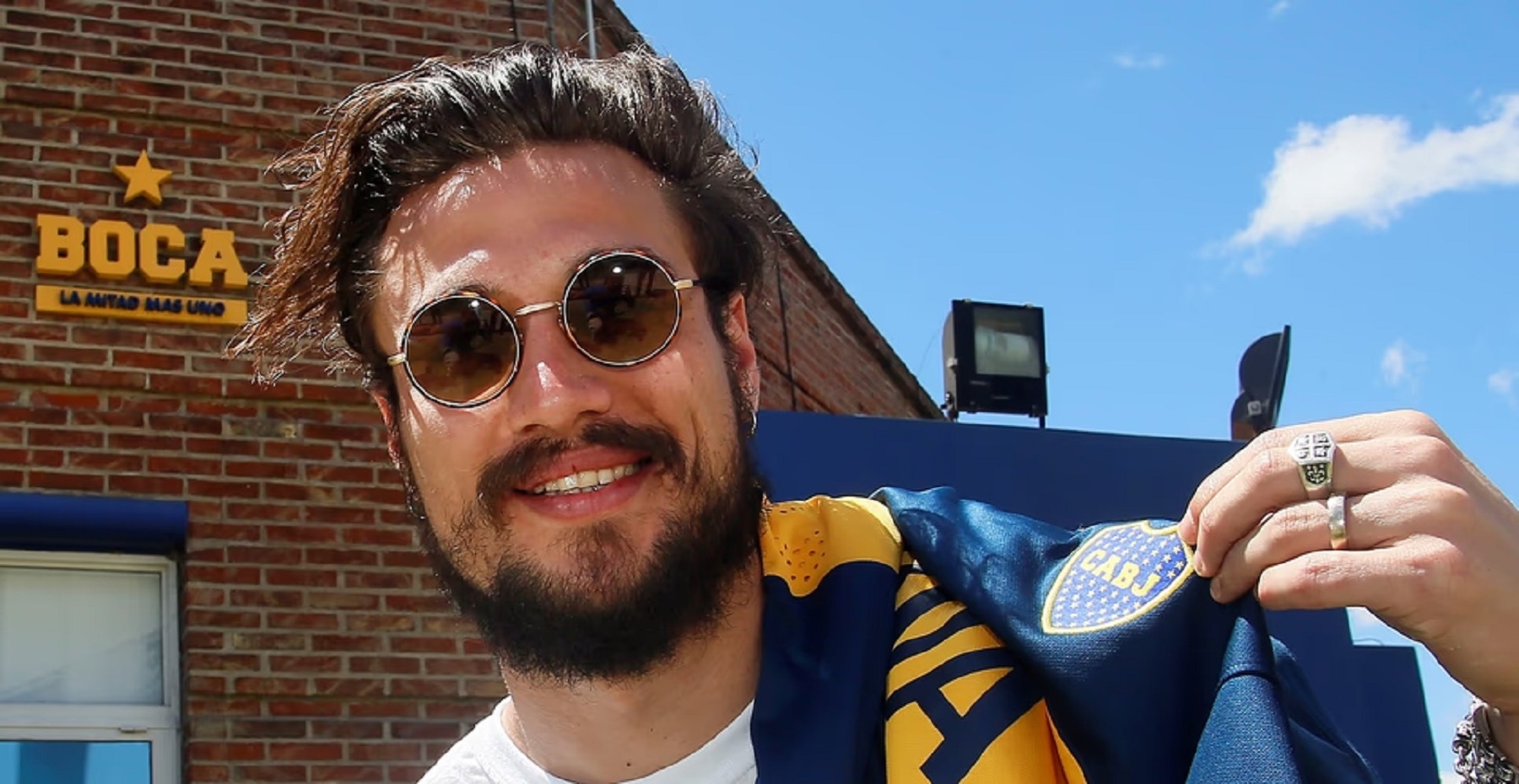Daniel Osvaldo sigue internado tras complicaciones de salud