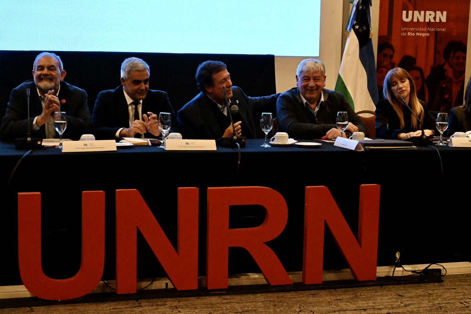 Universidades públicas aprobaron en Bariloche un presupuesto de 11 billones para 2027