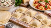 Imagen de Ravioles con masa de tarta: la receta fácil para hacer pasta casera sin amasar