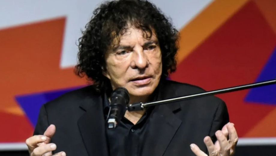 Dolina tenía previsto presentarse a las 21 con una grabación en vivo de “La venganza será terrible”,