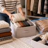 Imagen de Cómo guardar la ropa de invierno para que ocupe menos espacio y mantenerla en buen estado