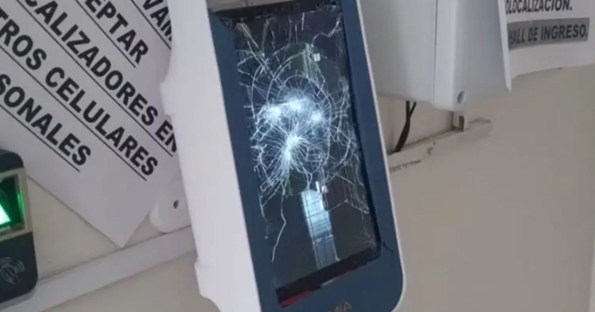 Vandalismo en el hospital de Allen afecta sistema de control de presentismo