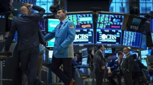 Bonos en baja y riesgo país, otra vez cerca de los 500 puntos