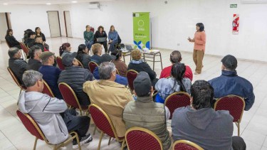 Vecinos de Sierra Grande y San Antonio Oeste participaron de charlas informativas por Argentina GNL