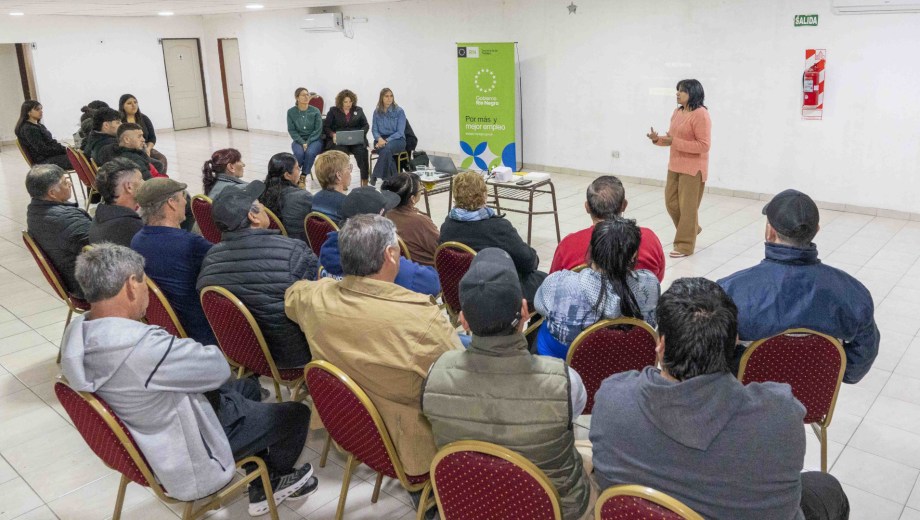 En los encuentros se presentaron las principales características del proyecto y se abrieron espacios de intercambio. Foto: Gobierno de Río Negro.