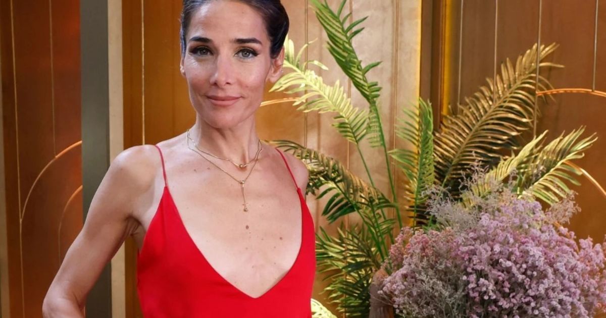Juana Viale asumió el programa de Mirtha Legrand por problemas de salud