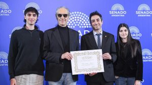 El Senado distinguió a Diego Fenoglio por su trayectoria en Río Negro
