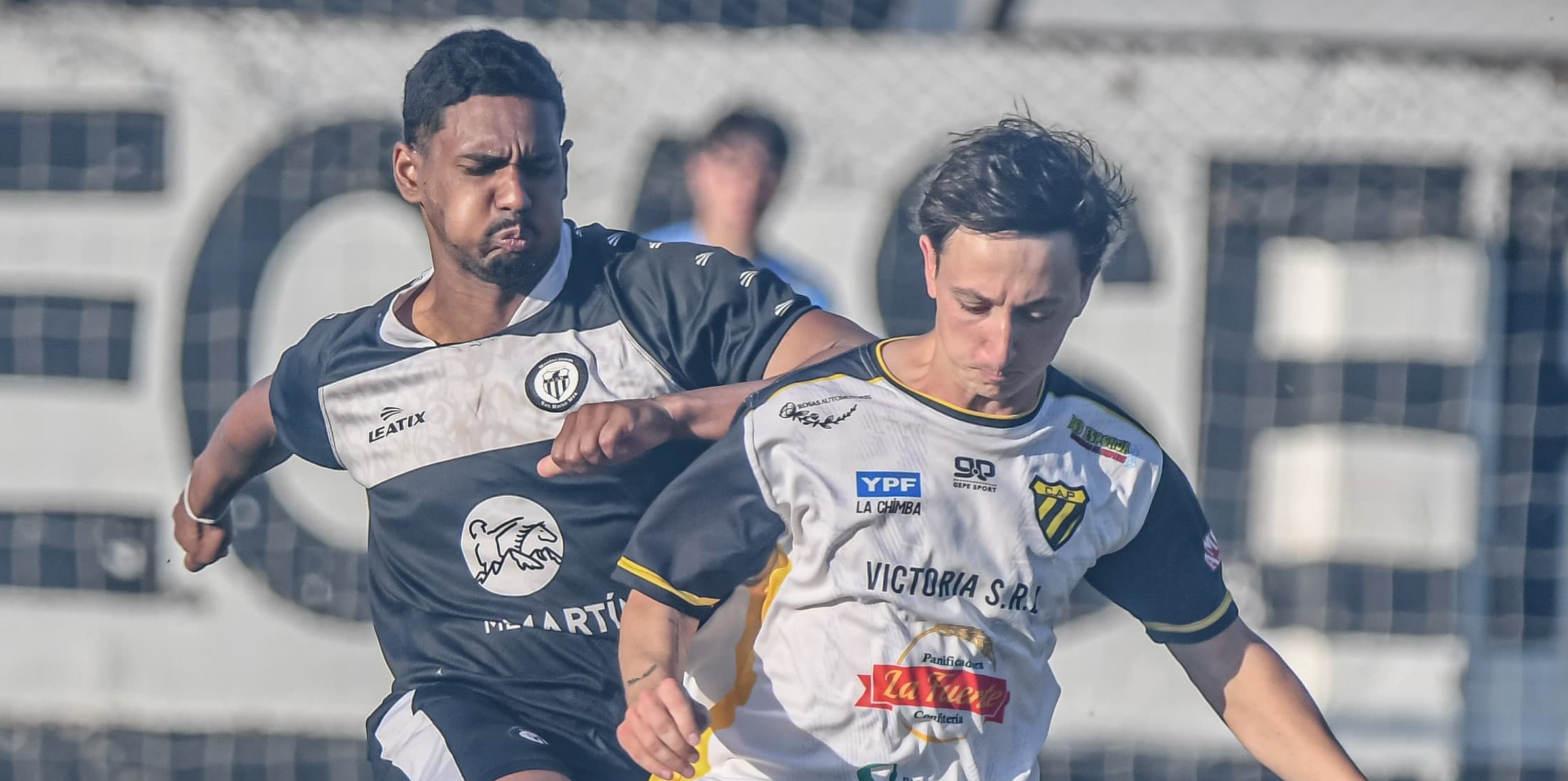 Detienen a futbolista por gestos racistas en el Torneo Regional Amateur