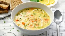 Imagen de Cómo hacer sopa de primavera: la receta griega que combina una textura cremosa con un sabor refrescante