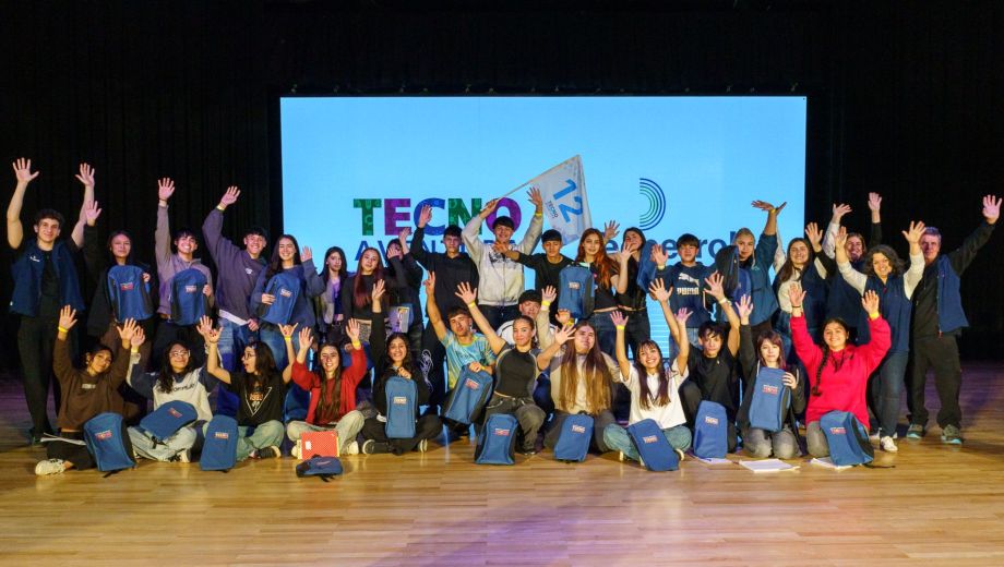 El encuentro se realizó en el Centro Cultural de Cutral Có junto al Ministerio de Educación de la Provincia de Neuquén. Foto gentileza.