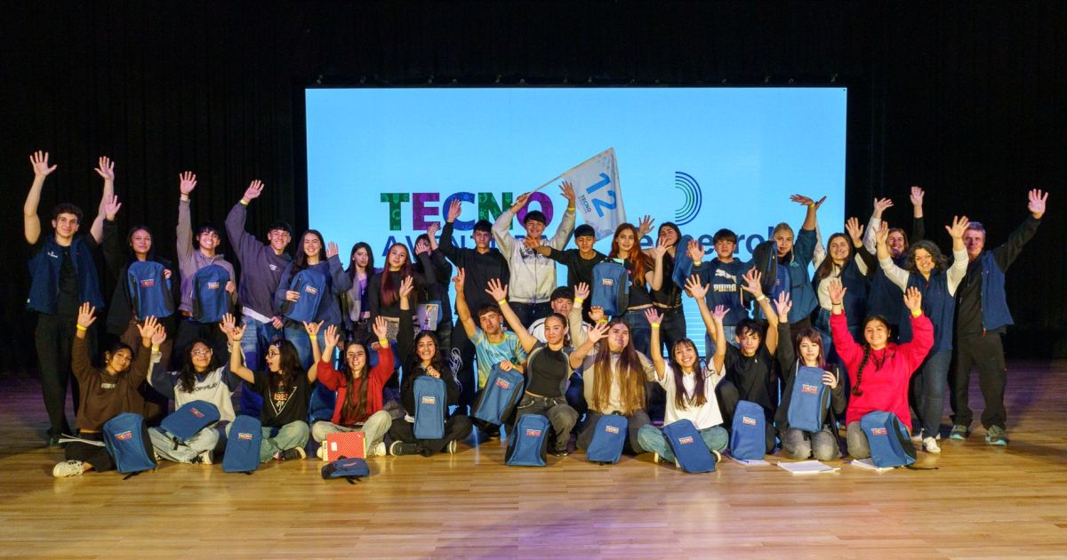 Estudiantes de Neuquén participan en TecnoAventura de Tecpetrol