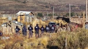 Usurpación en Aluminé: anulan un fallo que sobreseyó a cinco acusados por tomar tierras municipales