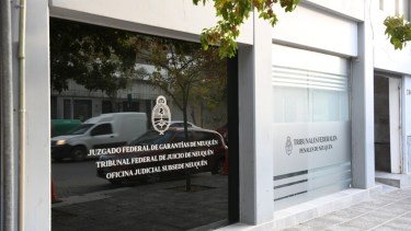 La causa estaba frenada, apelaron y cambiaron el rumbo: hay dos imputados por trata y lavado en Neuquén