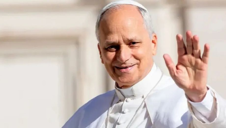 Feriado por la visita del papa León XIV.-