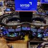 Imagen de El riesgo país cayó a 493 puntos y los bonos extienden las subas, pero el Merval y los ADR operan en baja