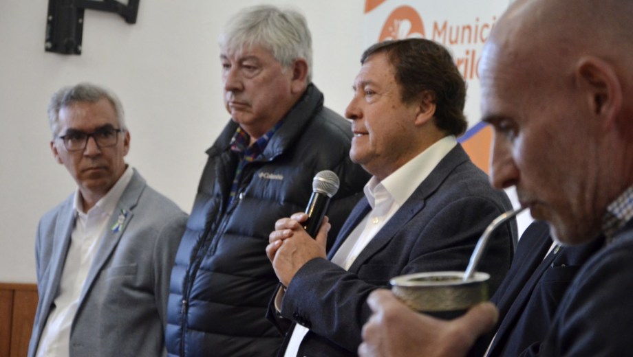 El gobernador Weretilneck defendió el proyecto que aplicará cambios en el Ipross y dejó un mensaje a los sindicatos. Foto: Chino Leiva