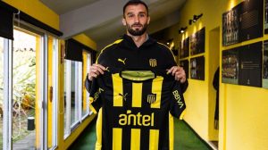 El mensaje de Germán Pezzella a River tras ser presentado como jugador de Peñarol