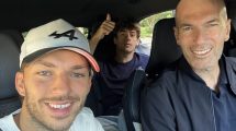 Imagen de El especial encuentro de Franco Colapinto y Pierre Gasly con una estrella del fútbol mundial