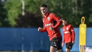 Bustos rescindirá su contrato en River: Viña, el único que continuará en el predio de Cantilo