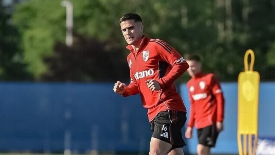 Fabricio Bustos se marchará de River en condición de libre, luego de un paso de dos años en el club. 