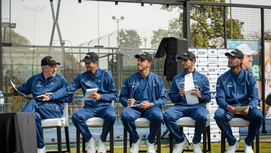 El equipo argentino tuvo su presentación previa en Buenos Aires, antes de viajar a Neuquén. (Prensa AAT)