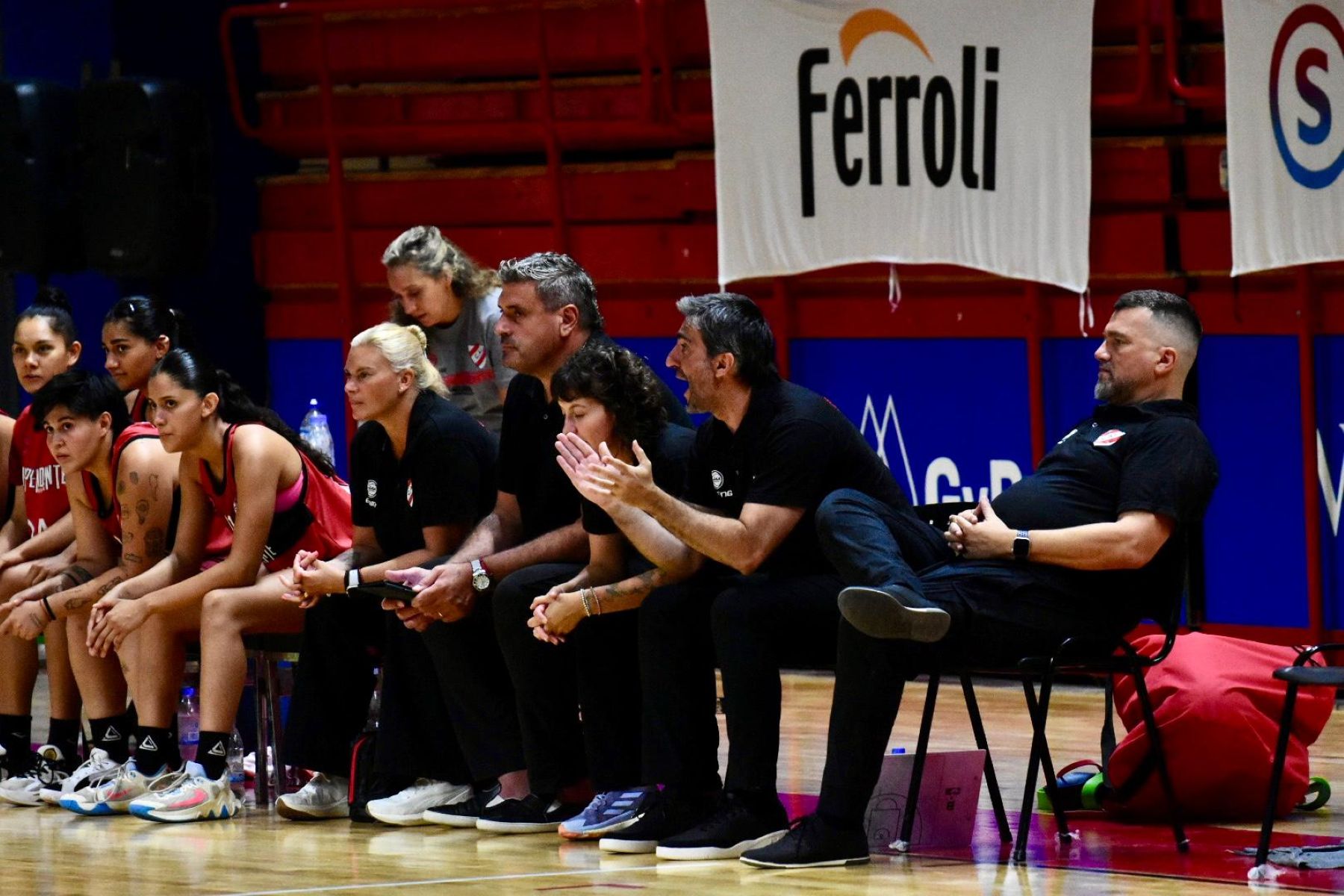 Cambios de entrenadores en Independiente y Biguá para la Liga Femenina de básquet