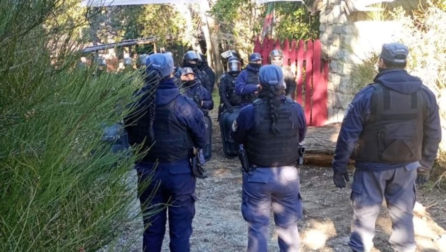 El operativo de desalojo el mes pasado. Foto: gentileza. 